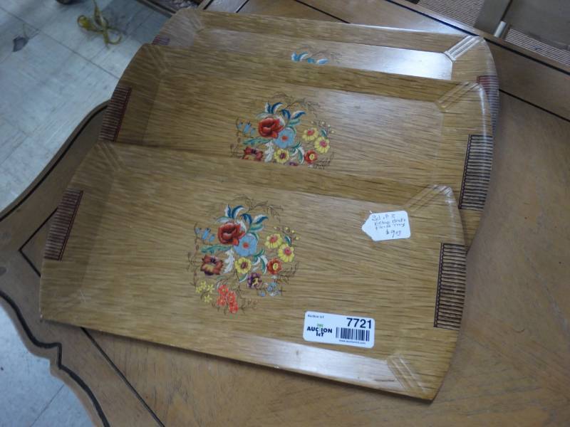 lot 7721 image: Set of 3 Hasko trays