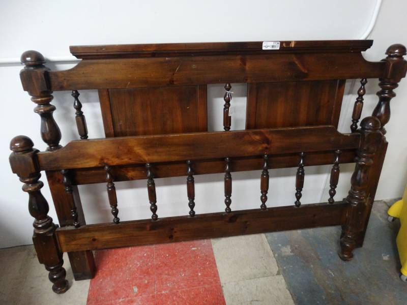 lot 7736 image: Full size wood headboard & footboard