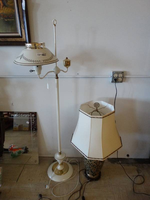 lot 7776 image: Lot of Two Lamps
