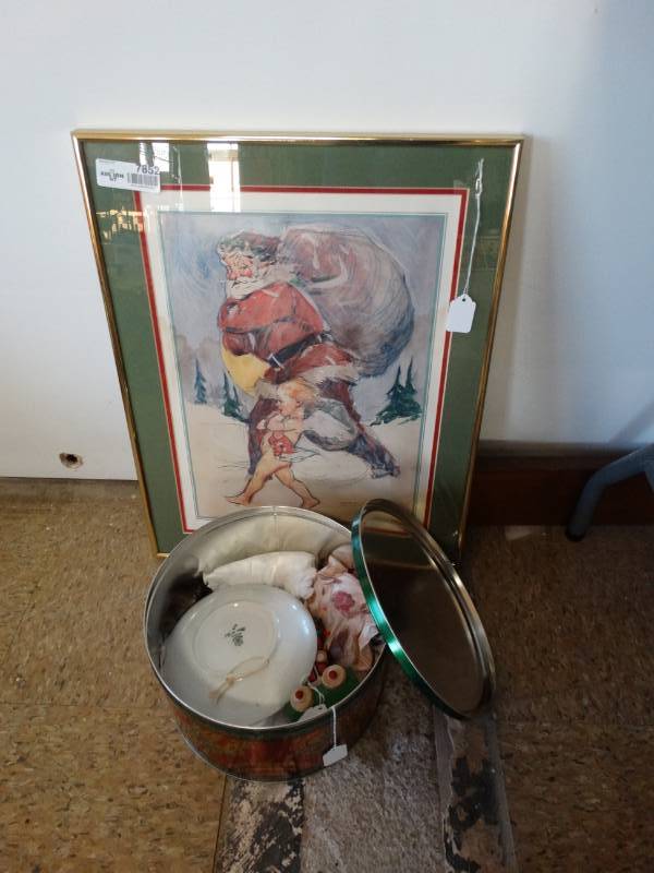 lot 7852 image: Lot of Christmas Decorations
