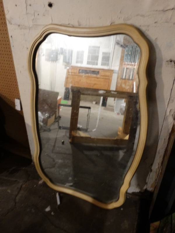 lot 7866 image: Large Framed Mirror