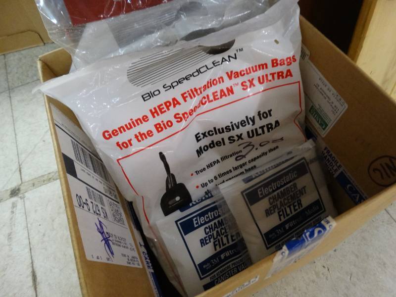 lot 7911 image: Vacuum bags