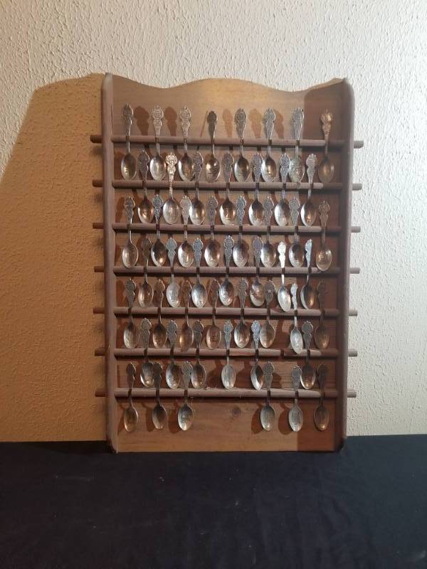 lot 16031 image: Spoons Collection in Wood Spoon Rack