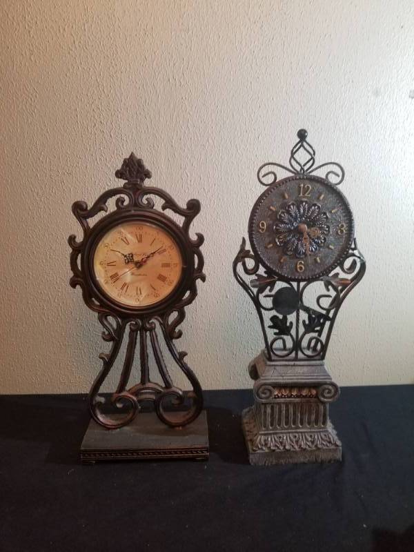 lot 16036 image: Richard Ward Winchester Clock �
