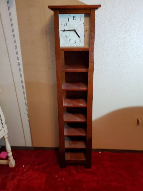 lot 16086 image: CD Storage Shelf Clock