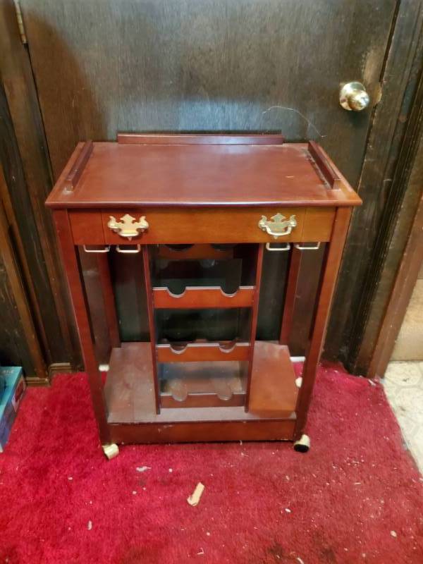 lot 16099 image: Wine Rack Table w Backsplash