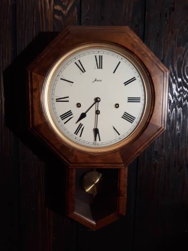 lot 16149 image: Wall Mount Pendulum Clock