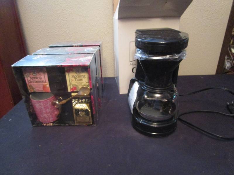 lot 16123 image: Gevalia Coffee Pot and 3 Tea  Cup Sets