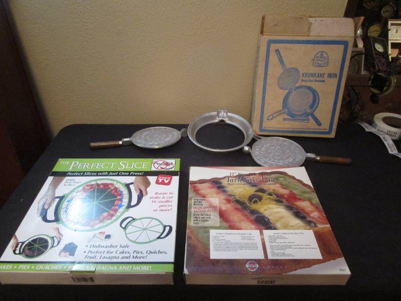 lot 16125 image: Perfect Pie  Cake Slicer, Tart Cake Pan, Krummkake Iron