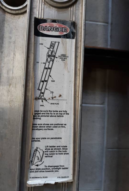 lot 5367 image: Extension Ladder