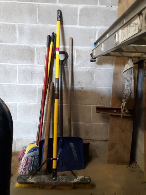 lot 5368 image: Various Brooms, Snow Shovel And Pick axe
