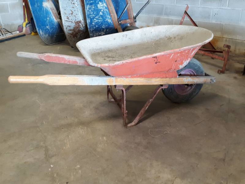 lot 5370 image: Wheel Barrow