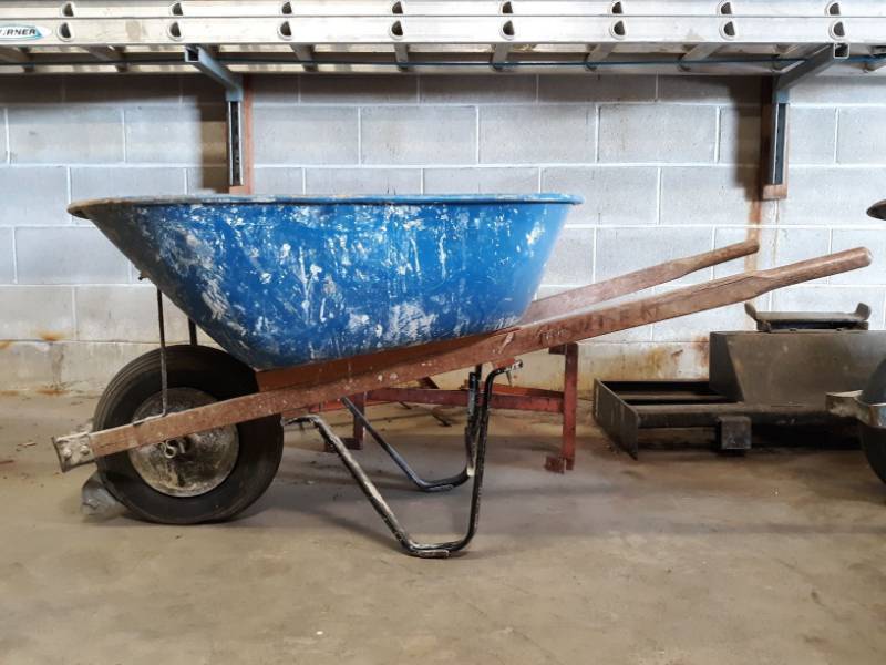 lot 5371 image: Wheel Barrow