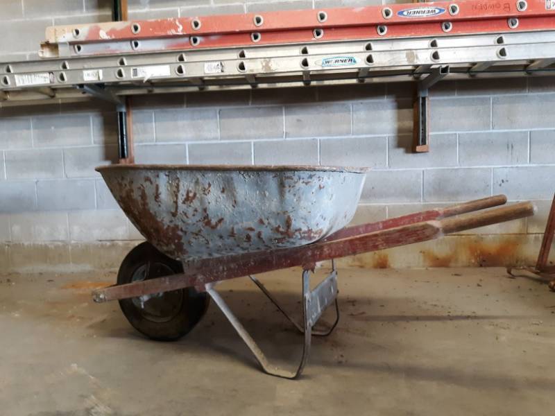 lot 5372 image: Wheel Barrow