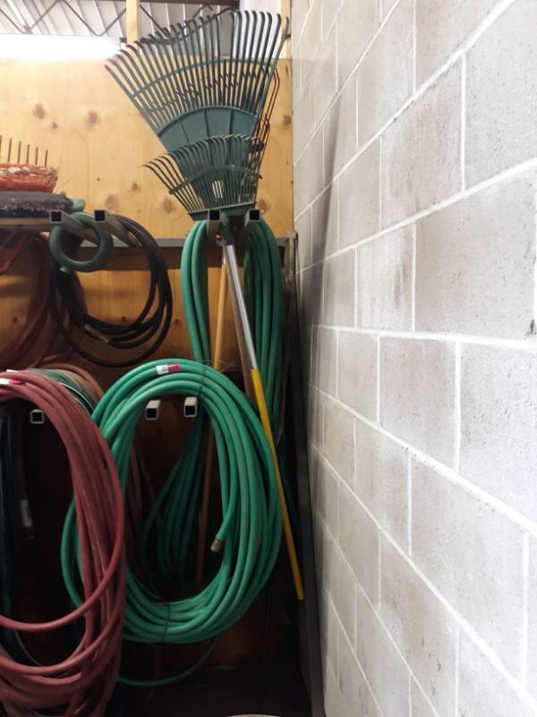 lot 5382 image: Assorted Rakes And Hoses