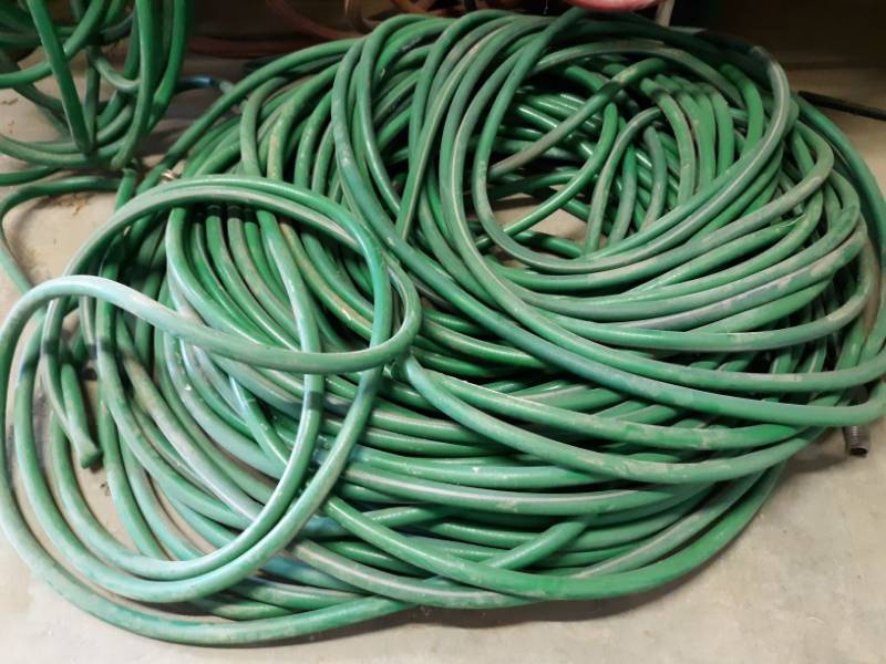 lot 5383 image: Assorted Hoses