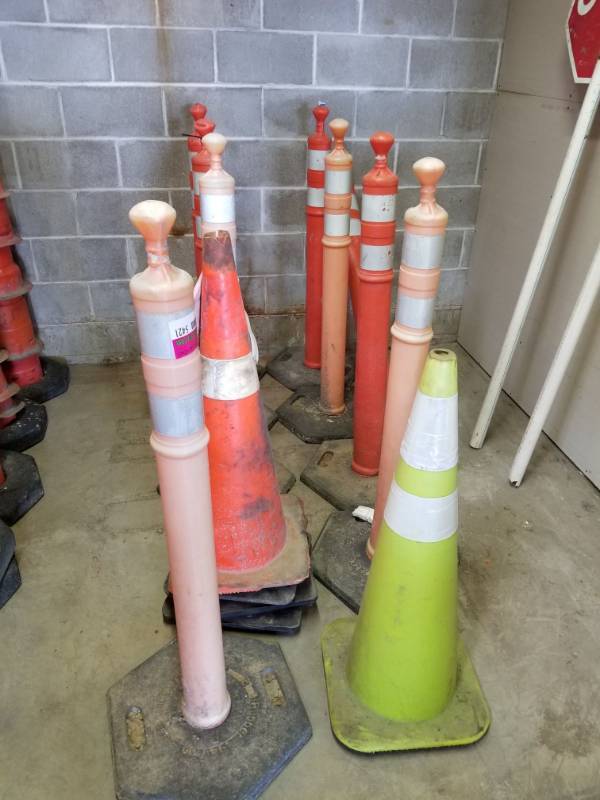 lot 5421 image: Safety Cones