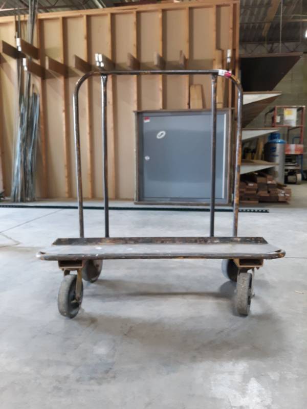 lot 5484 image: Rolling Cart