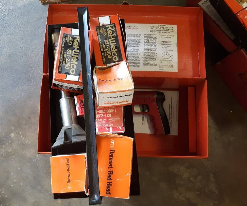 lot 9794 image: Lads Model L1600 Low Velocity Ceiling System Master Fastening System