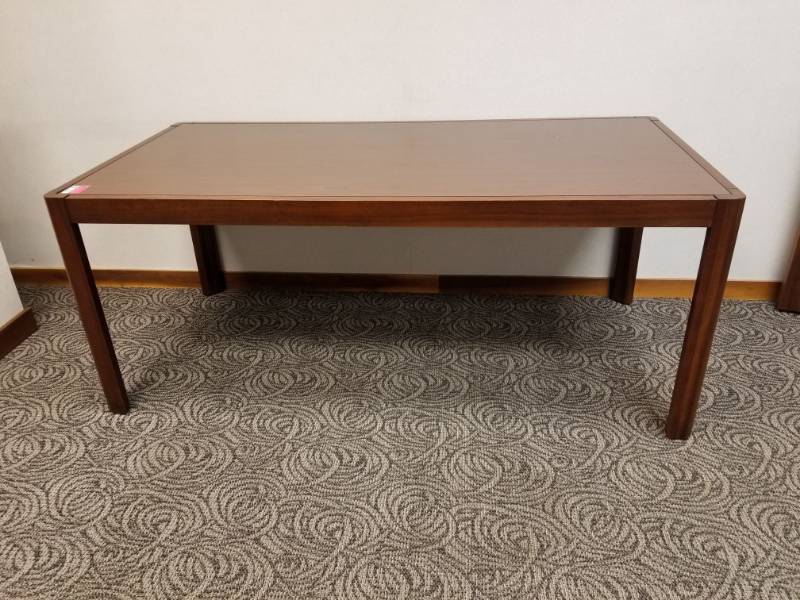 lot 9874 image: Wood Table