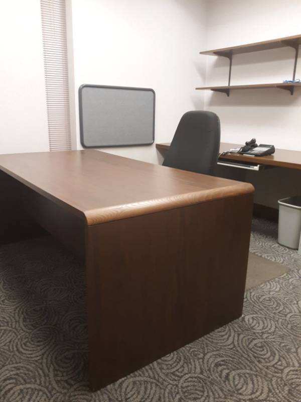 lot 9877 image: Desk With Rolling Office Chair And Bulletin Board