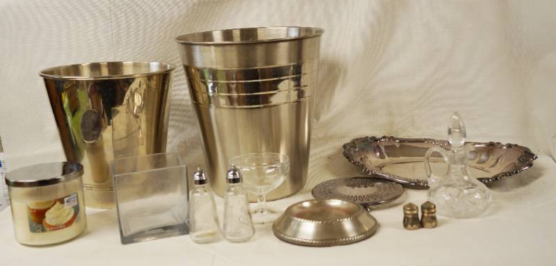lot 4118 image: Lot of Misc Housewares