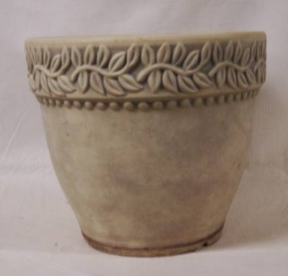 lot 4143 image: Fancy Flower Pot