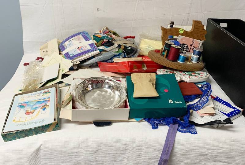 lot 6250 image: Lot of Vintage Sewing Notions and Stationary Supplies, Old Zippers and More See Photos