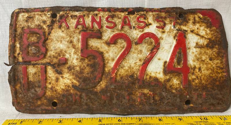 lot 4151 image: Vintage - 1957 - Kansas - Butler County - The Wheat State - Metal License Plate