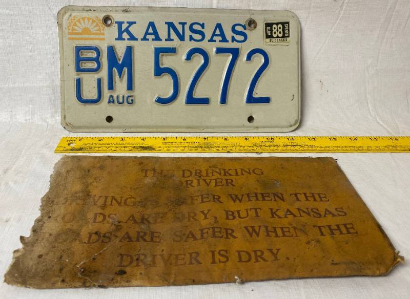 lot 4153 image: Vintage - 1988 - Kansas - Butler County - Metal License Plate with Envelope