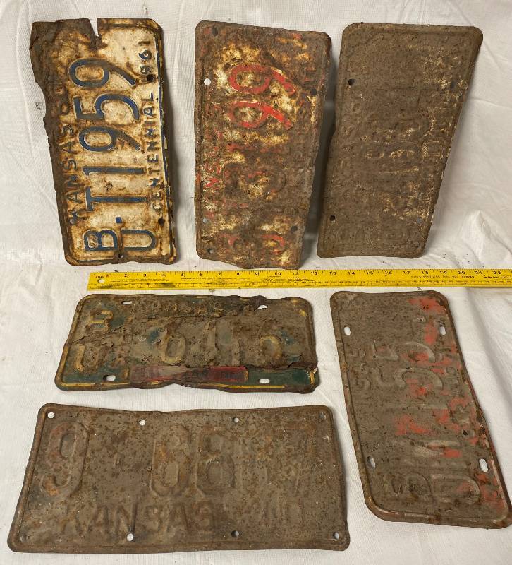 lot 4166 image: Vintage - Lot of 6 - Kansas - Butler County - Metal License Plates