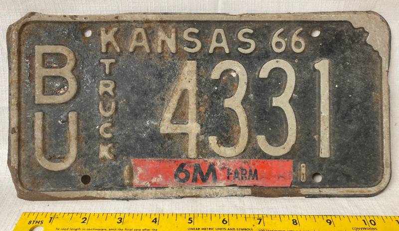 lot 4173 image: Vintage - 1966 - Kansas - Butler County - Truck - Metal License Plate