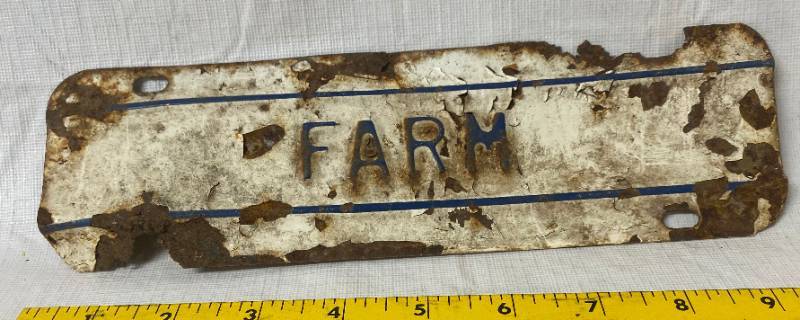 lot 4178 image: Vintage - Farm - Metal License Plate