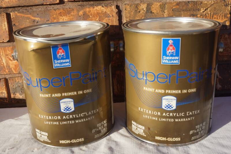 lot 4219 image: 2 Gallon Cans of Sherwin Williams - SuperPaint - Some Tinted and Some New Product - MISTINT PAINT SALE