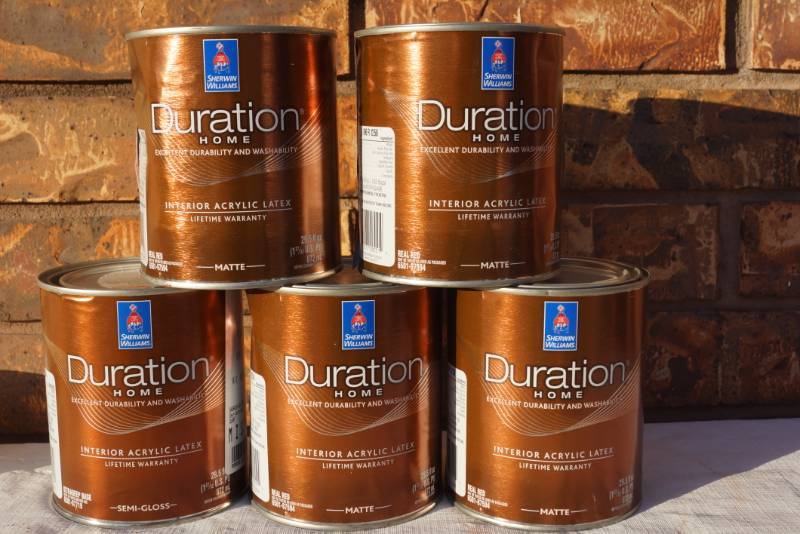lot 4232 image: 5 Cans of Sherwin Williams - Duration Home - Some Tinted and Some New Product - MISTINT PAINT SALE