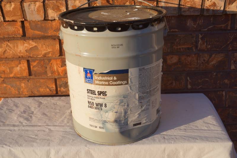 lot 4249 image: 5 Gallon Bucket of Sherwin Williams - Industrial & Marine Coatings - Some Tinted and Some New Product - MISTINT PAINT SALE