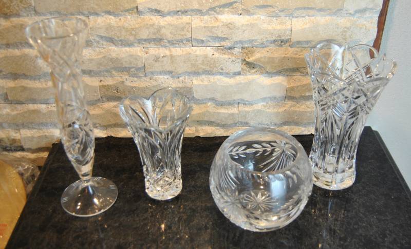lot 3290 image: Lot of Beautifyl Crystal Wares