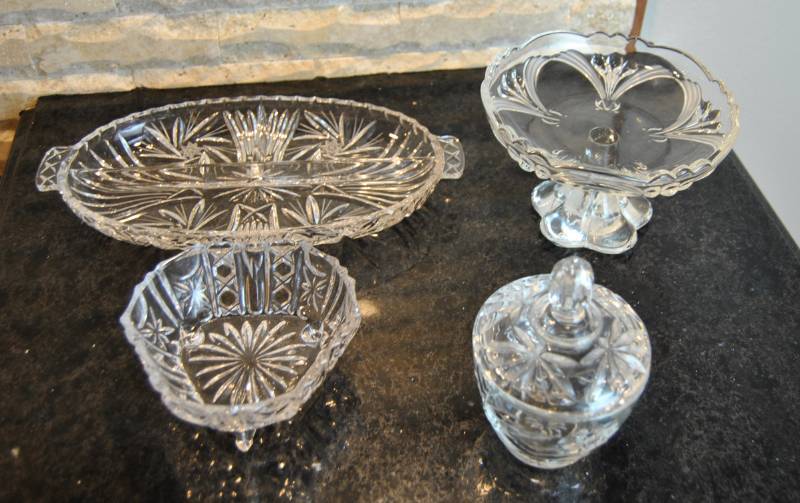 lot 3310 image: Lot of Beautiful Crystal Ware - 2 Tri-Footed Dishes - Highly Collectible