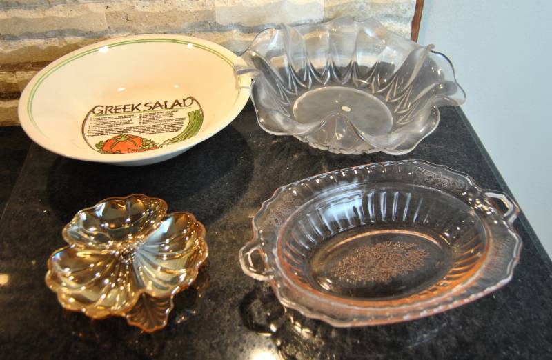 lot 3322 image: Lot of Beautiful and Cool Bowls - Some Vintage