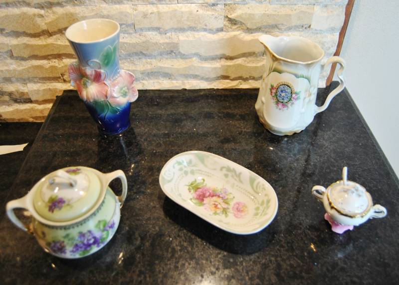 lot 3323 image: Lot of Misc. Hand Painted Pieces - TINY Soup Pot w ladle - Pitcher from GERMANY, BAVARIA PORCELAIN
