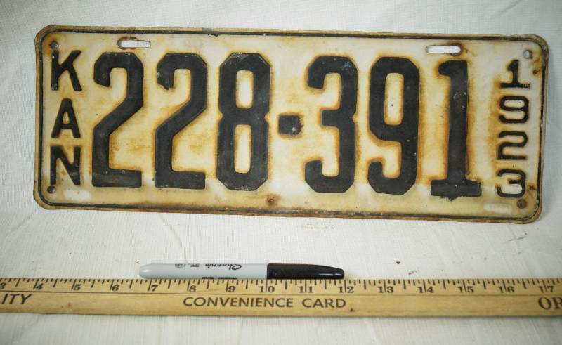 lot 1400 image: Vintage Heavy 1923 Kansas License Plate -  Very Cool Find