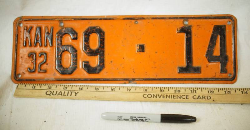 lot 1409 image: Vintage Heavy 1932 Kansas License Plate -  Very Cool Find