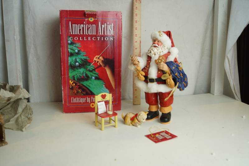 lot 3237 image: Clothtique Santa by Possible Dreams - Santas Cookies - American Artist Collection w original box & tags