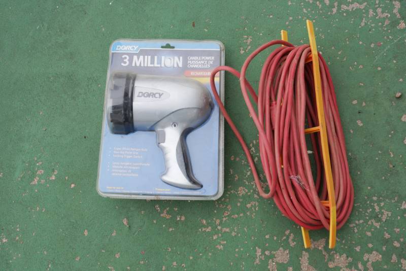 lot 3259 image: Extension Cord and Flashlight