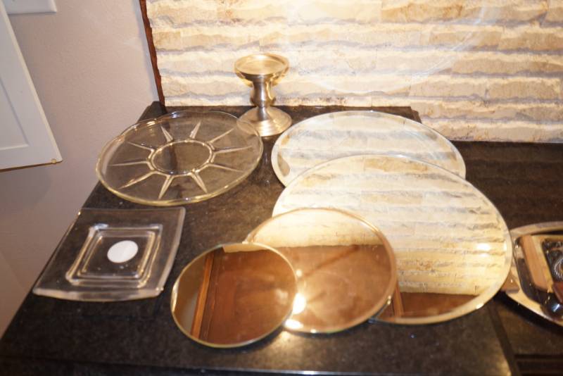 lot 3297 image: Lot of Misc. Home Decor - Candle Chargers - Mirror Chargers and more