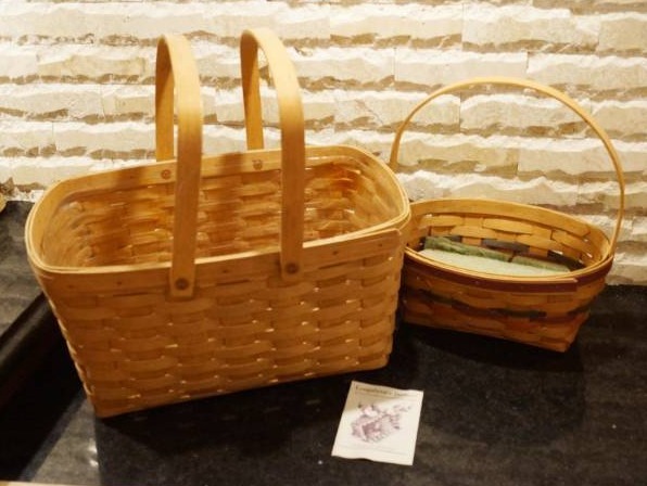 lot 3324 image: Lot of 2 Longaberger Baskets - Medium Market Basket & Painted Easter Basket wpapers