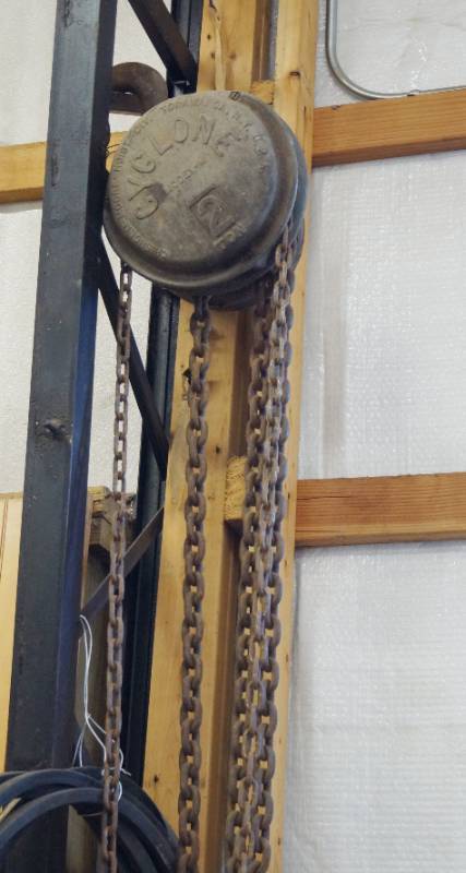 lot 4065 image: 2 Ton Hoist - CYCLONE Model M - CHISHOLM-MOORE - HTF
