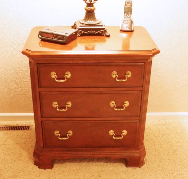 lot 1424B image: Gorgeous Night Stand - American Drew - Very high - quality furniture Part of Master Bedroom Suite Set