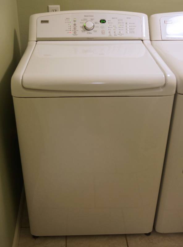 lot 1446 image: Kenmore Washing Machine - Works - See photos for Model#
