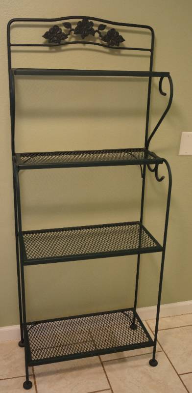 lot 1448 image: Beautiful Wrought Iron Bakers Rack - Very handy